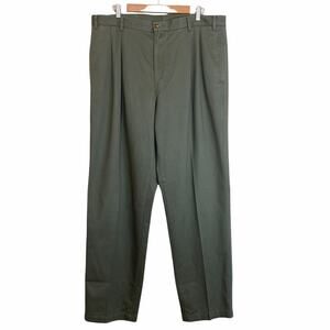 Bill Blass pants men's 38x32 chino pleated front casual cotton olive green